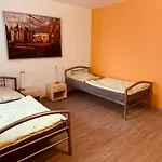 Apartamento Stayhere24 Grosse Monteur- Und Am Auenwald *