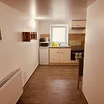 Stayhere24 Grosse Monteur- Und Am Auenwald Apartamento *