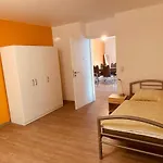 Stayhere24 Grosse Monteur- Und Am Auenwald Apartamento Schkeuditz