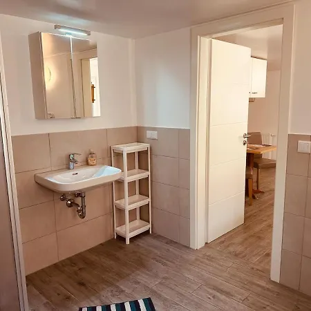 Apartamento Stayhere24 Grosse Monteur- Und Am Auenwald *