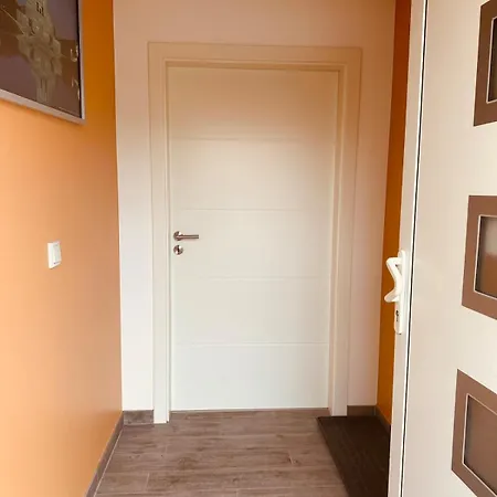 Stayhere24 Grosse Monteur- Und Am Auenwald Schkeuditz