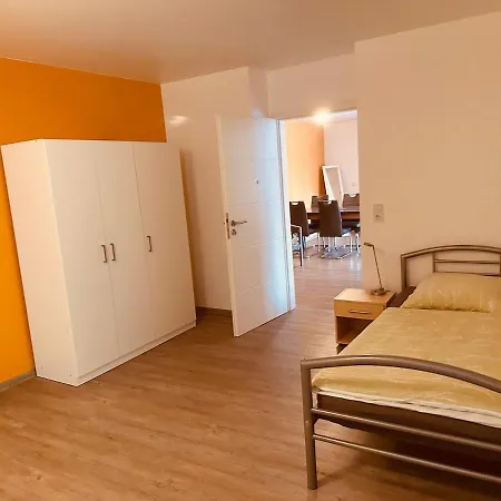 Stayhere24 Grosse Monteur- Und Am Auenwald Διαμέρισμα Schkeuditz