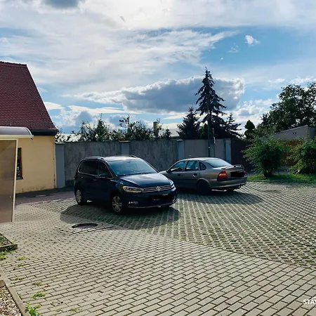 Stayhere24 Grosse Monteur- Und Am Auenwald Apartamento Schkeuditz