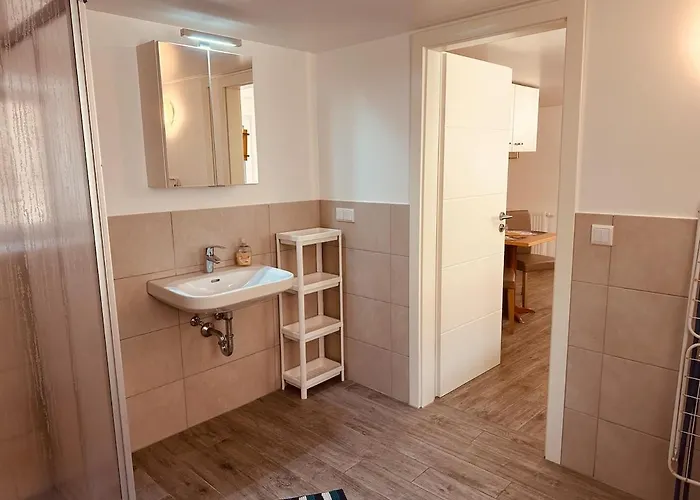 Apartamento Stayhere24 Grosse Monteur- Und Am Auenwald *